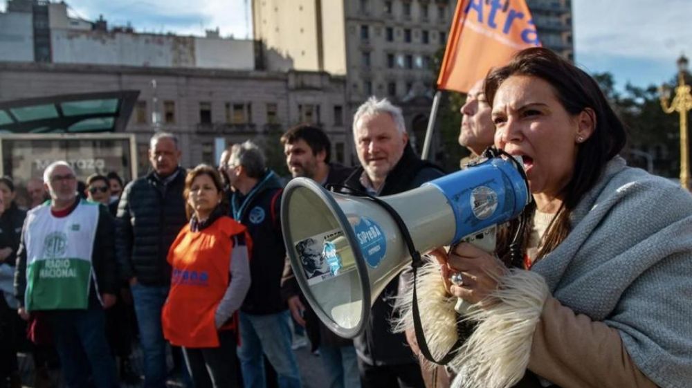 Trabajadores denuncian hostigamiento y vaciamiento de medios bajo el gobierno de Milei