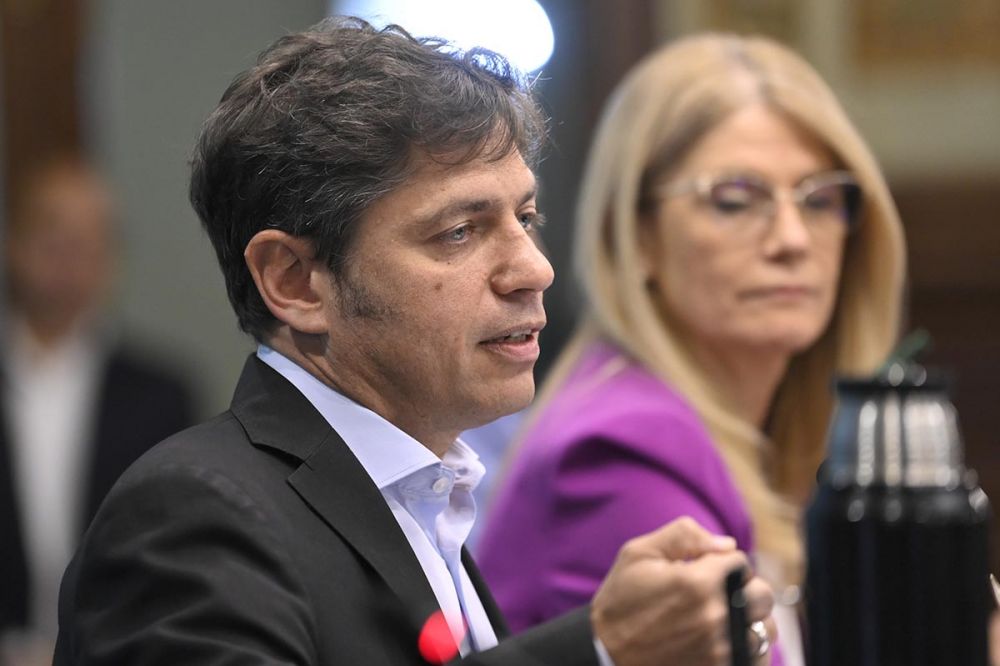 Kicillof anunci que la Provincia se hara cargo de Aerolneas Argentinas si Milei intentara privatizarla