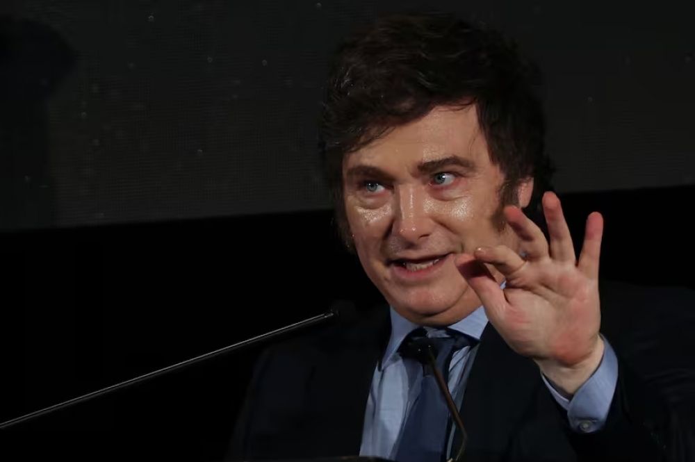 Primer a�o de Milei: mejoraron el humor social y el poder adquisitivo, pero para muchos la plata a�n no alcanza
