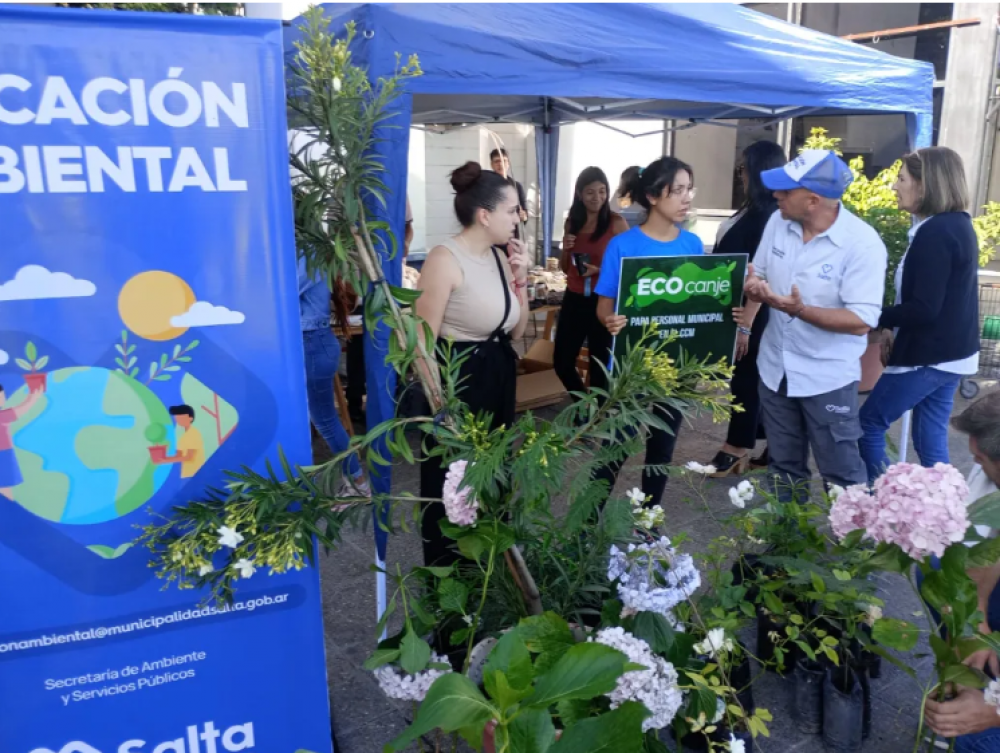 Ciudad de Salta | Se realiz el 1 Eco Canje municipal en el marco del Plan de Educacin Ambiental