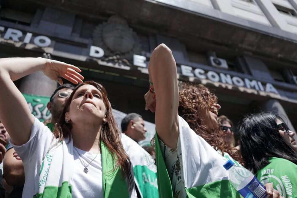 Advertencia de la confederacin de sindicatos internacionales