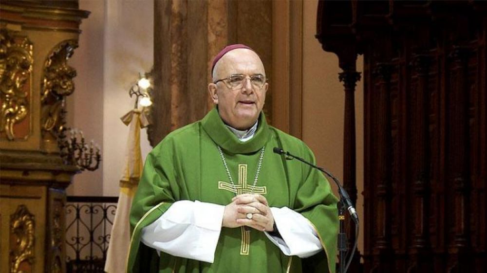 Mons. Ernesto Giobando SJ, obispo de Mar del Plata