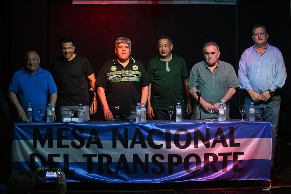 La reconversin del sindicalismo: la Mesa Nacional del Transporte desapareci y la CATT sigue expectante ante las protestas