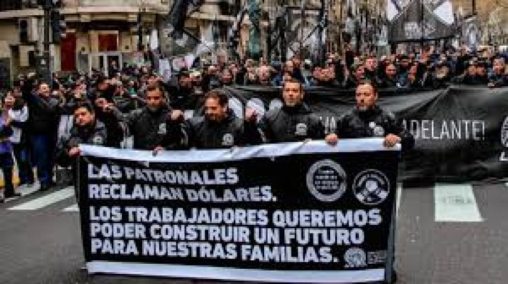 Conflicto en el sector del neumtico: anuncian paro total para este martes