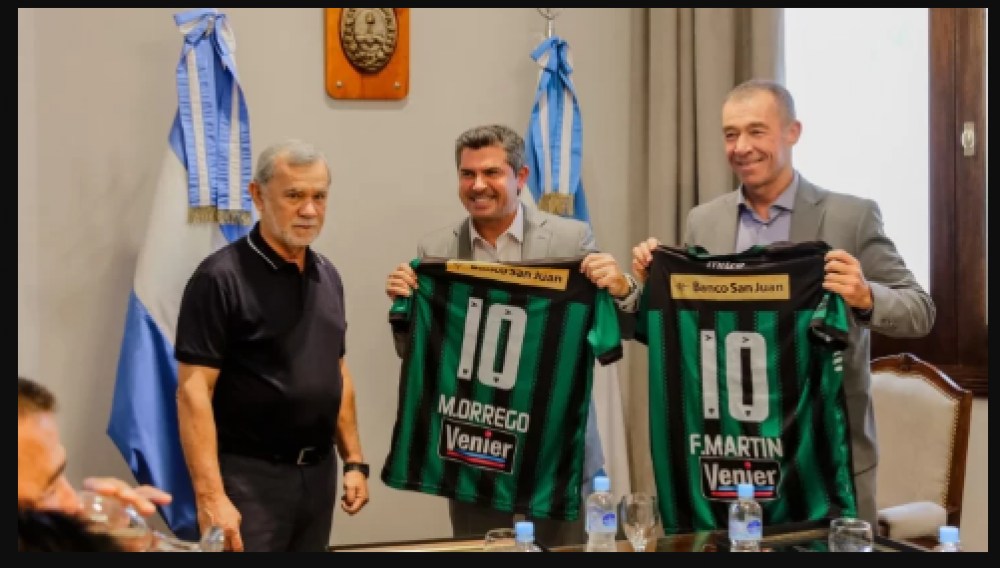 El gobernador Marcelo Orrego recibi al plantel de San Martn tras el ascenso a Primera