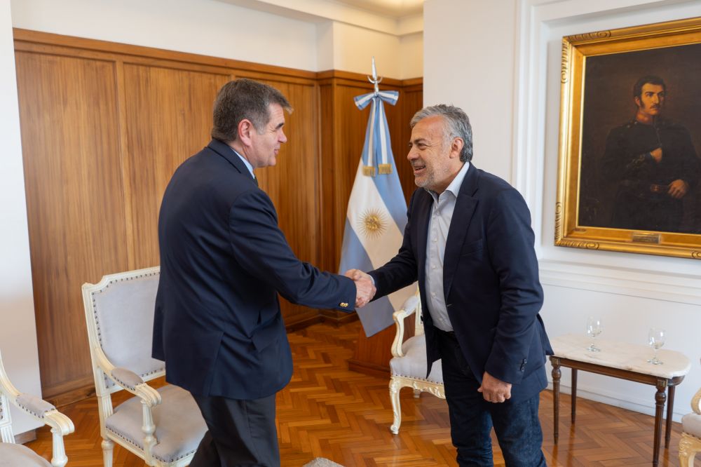 El Gobernador recibi al nuevo embajador de Espaa y avanzaron en una agenda de trabajo bilateral