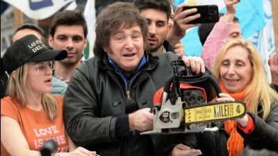 Ajuste en carne propia: c�mo la motosierra libertaria afecta la vida diaria de las personas