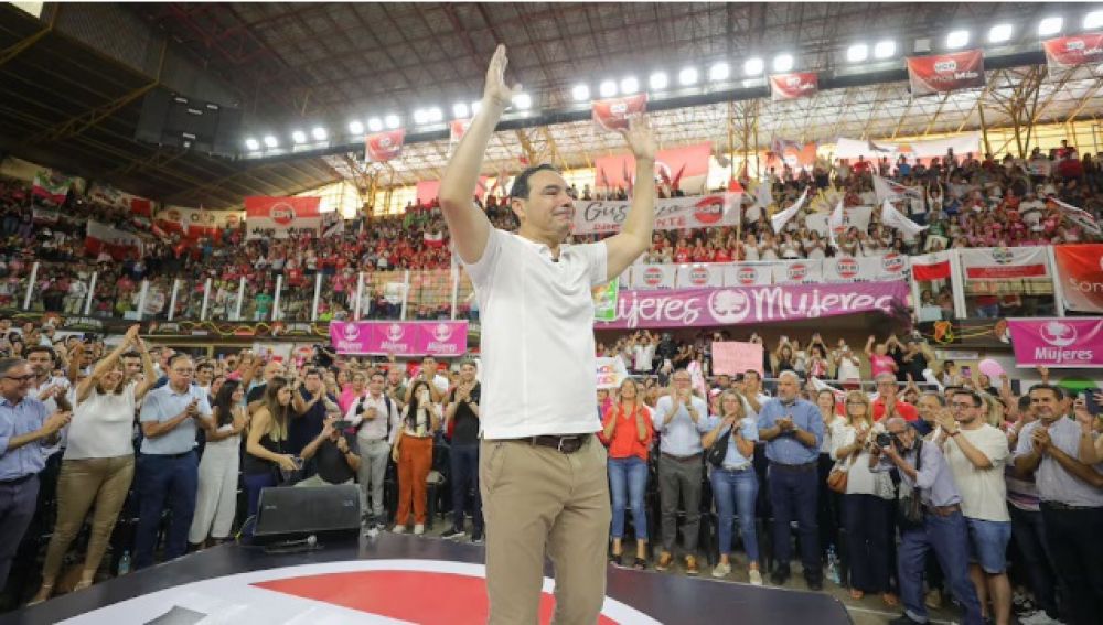 Gustavo Valds gan las elecciones de la UCR y se convirti en el presidente del partido en Corrientes