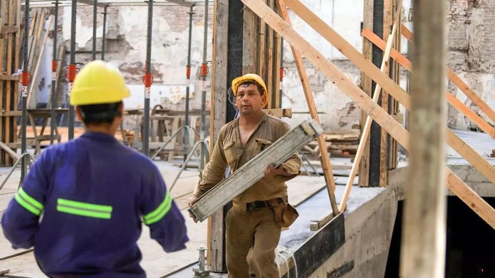 Empleo: seis de cada diez trabajadores informales viven en un hogar pobre