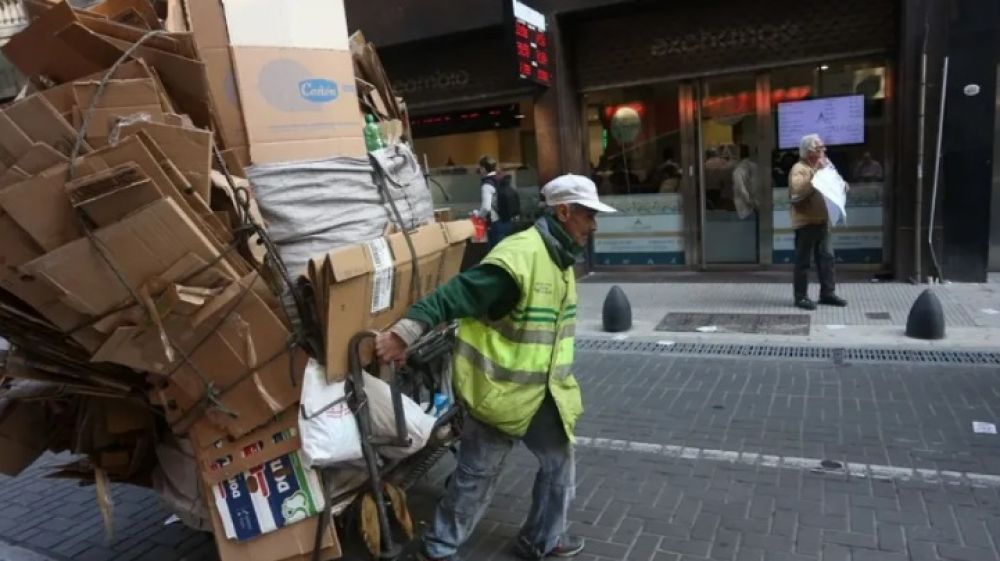 Un informe detall� que 6 de cada 10 asalariados informales vive en un hogar pobre
