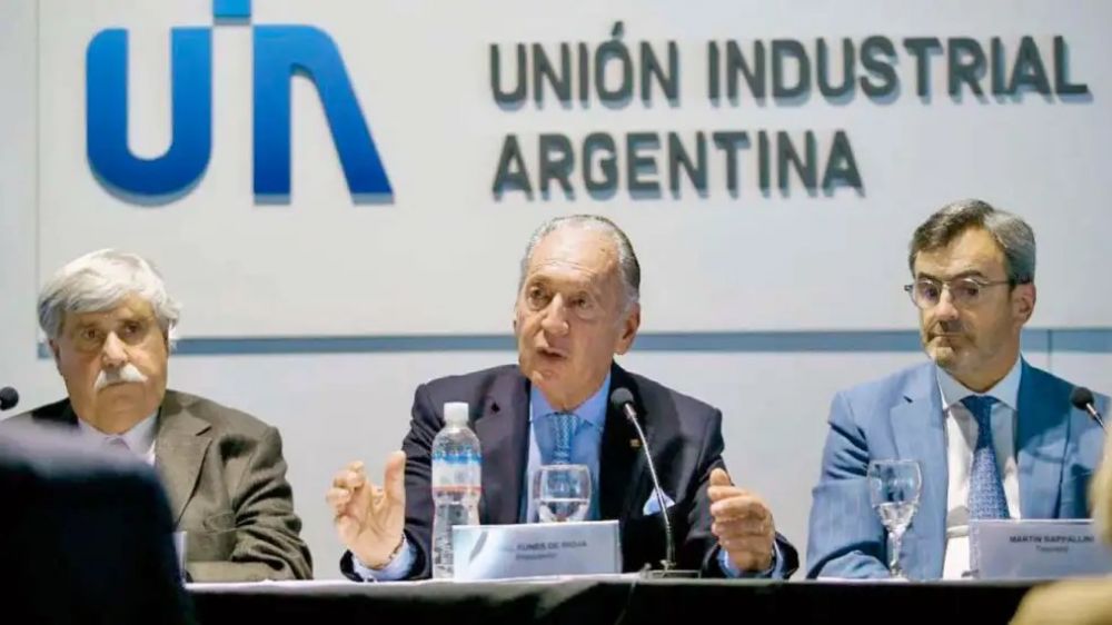 La Unin Industrial Argentina cierra el ao con una feroz interna y se calienta la renovacin en el 2025