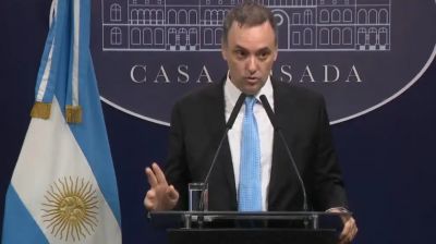 Para el Gobierno, el salario m�nimo vital y m�vil mejor� en d�lares y el salario promedio real es de U$S 1100