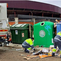 Urbaser descuida la recogida de cartn de nuevo