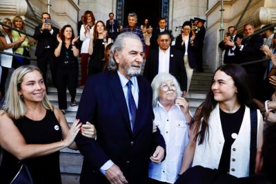 El juez Maqueda dej la Corte Suprema ovacionado y el mximo tribunal empieza a funcionar con tres integrantes