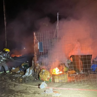 Se incendi espacio de reciclado