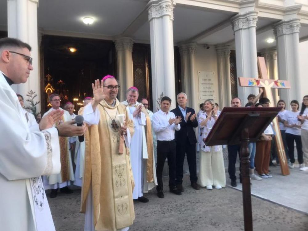 Mons. Carrara inici su ministerio pastoral como arzobispo de La Plata