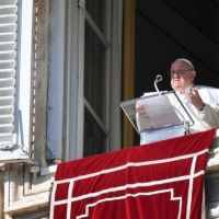 El Papa en el ngelus: El dilogo es el elemento ms importante para una familia