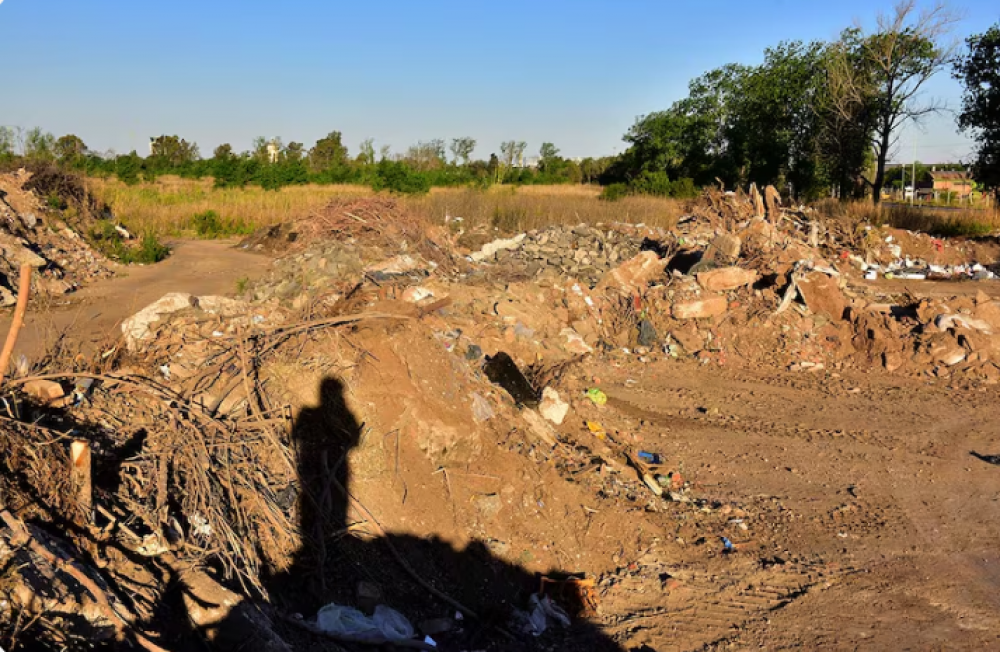 Amparo ambiental. Crdoba: vecinos de Ampliacin Jardn del Pilar solicitaron el cese de un basural a cielo abierto