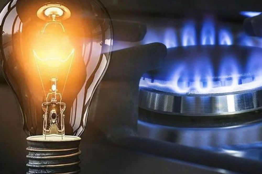 El Gobierno oficializ aumentos de luz y gas para el comienzo de 2025