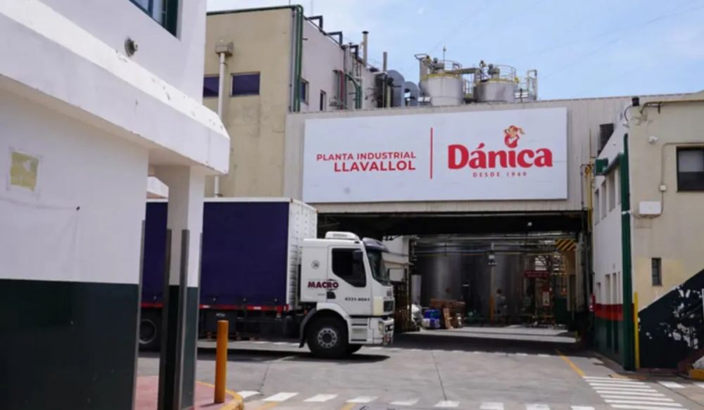 Dnica: Llegan cartas documento a unos 150 operarios pero el resto de los trabajadores sigue cobrando mientras el sindicato negocia por los puestos de trabajo