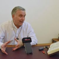 Mons. lvarez: 'En la Argentina la manta es muy corta, no puede tapar todos los pies'