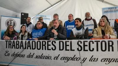 Otro golpe a estatales: el Gobierno prorrog� otro a�o una medida que limita la negociaci�n salarial