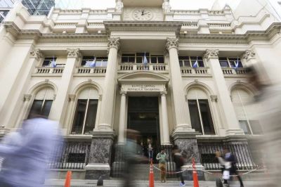 Los analistas que releva el Banco Central ajustaron a la baja la inflaci�n de diciembre y la ubicaron en 2,7%