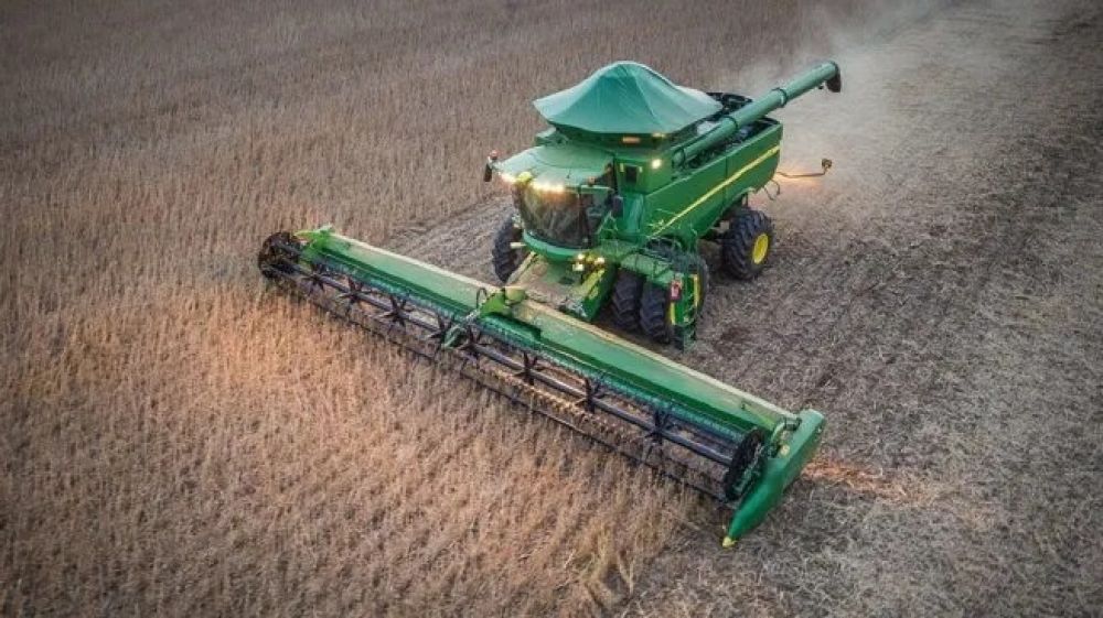 Comienza una semana cr�tica para el agro: hace casi un mes que no llueve en zona n�cleo y una ola de calor podr�a sentenciar a la soja y el ma�z
