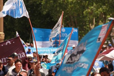 Primera protesta masiva del 2025: El Siconara, secundado por la CATT y sus gremios martimos marchan al Congreso