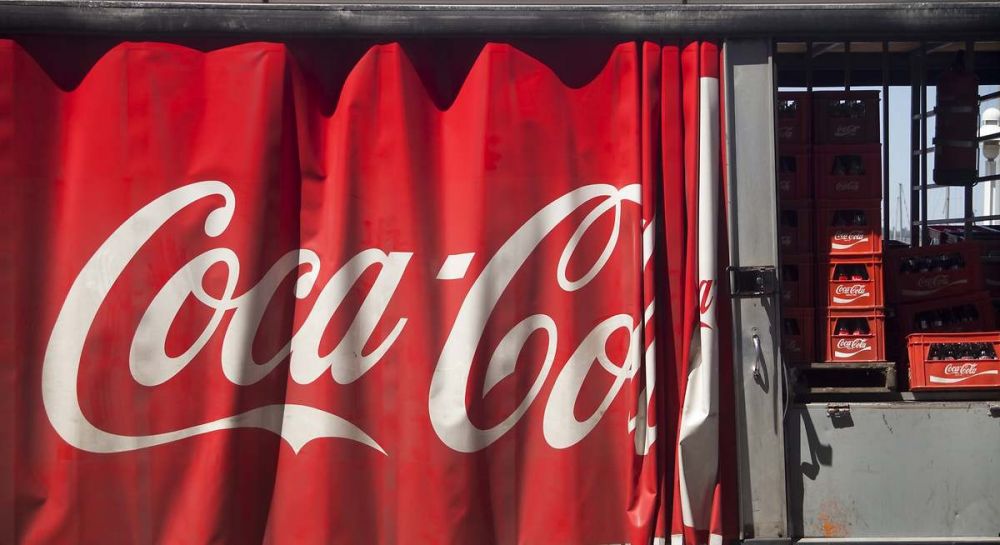 Dislugo reclama 648.000 euros a la embotelladora de Coca-Cola por dejar de distribuir con ella