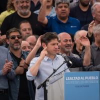 Kicillof se reune con intendentes en Villa Gesell para definir la estrategia electoral en Provincia