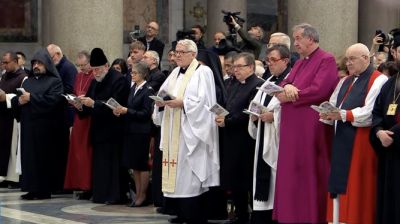 Francisco dice que es momento de fijar fecha comn para la Pascua