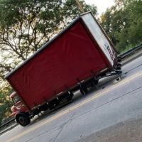 El camin roto en el Carretero pertenece a una flota en mal estado de Coca Cola