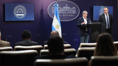 El Bank of America confirm� que el FMI pide devaluar y unificar el tipo de cambio