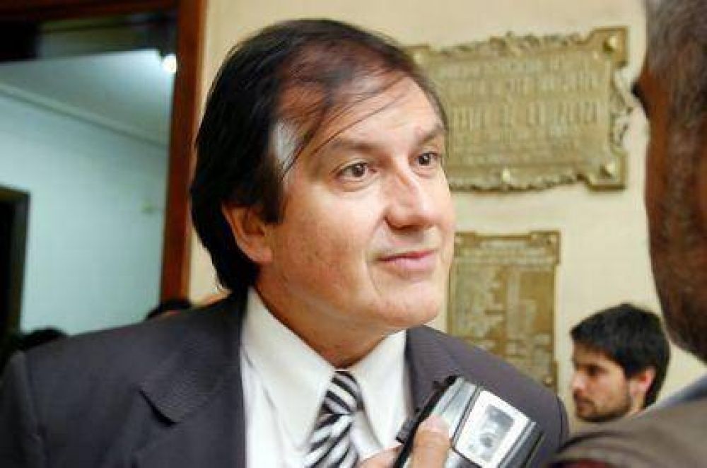 El Diputado Serebrinsky se fue del oficialismo ya que no comparte la forma de hacer pol�tica de Kirchner