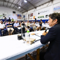 Kicillof visit al sector productivo en Tres Arroyos y apunt contra Milei por la destruccin de la industria