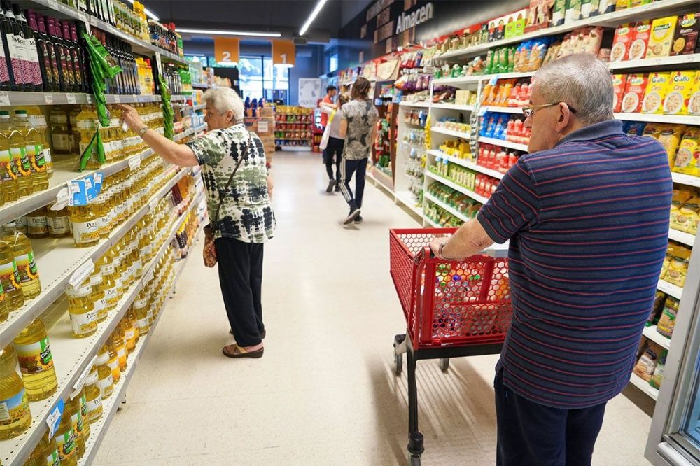 El consumo cay 11,7% en diciembre y cerr el ao con un retroceso del 16,7%