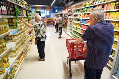El consumo cay� 11,7% en diciembre y cerr� el a�o con un retroceso del 16,7%
