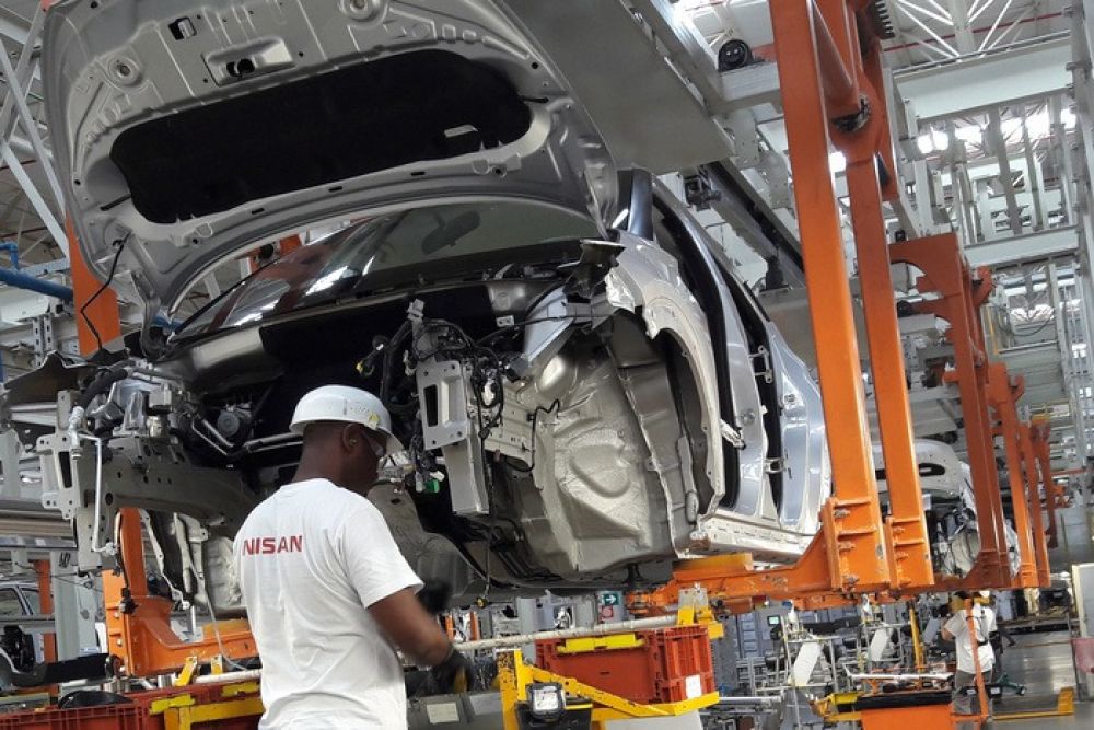 El plan no marcha sobre ruedas: Nissan paraliz la produccin