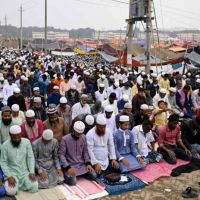 Decenas de miles de musulmanes asisten al Biswa Ijtema en Bangladesh