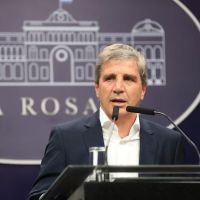 Caputo dijo que un acuerdo con el FMI no implica devaluar ni una salida rpida del cepo