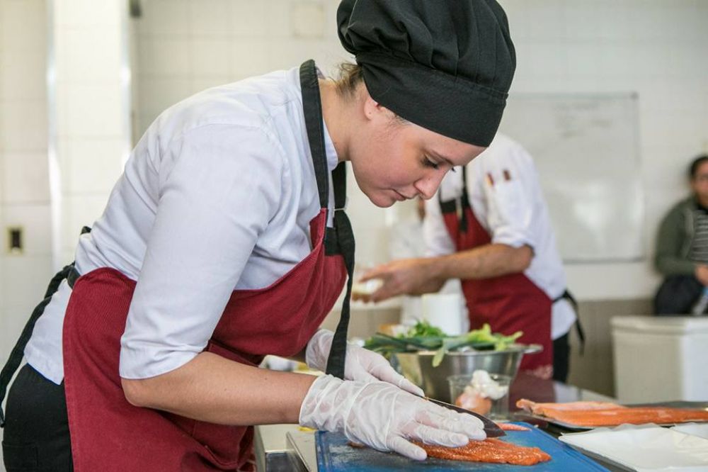 Gastronmicos acuerda modificar su paritaria para alinearse con la pauta oficial y obtener la homologacin