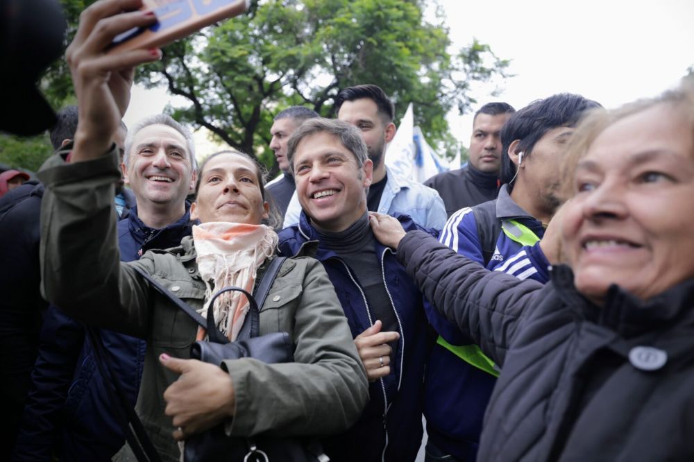 Con la CGT aportando todo su caudal desde las regionales, saldr un respaldo explcito a Kicillof bajo la premisa de buscar la unidad del peronismo y luchar por la recuperacin de la Argentina