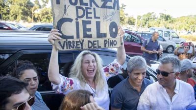 En medio del esc�ndalo $LIBRA, aparecieron Karina Milei y Luis Caputo en un acto de afiliaci�n de LLA