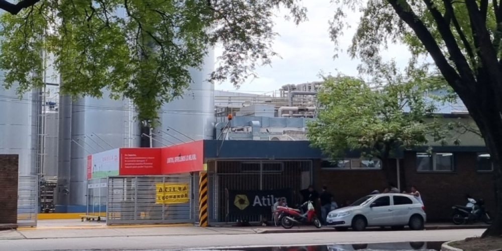 Atilra paraliz durante 12 horas la planta emblema de Saputo en Rafaela, principal empresa lctea del pas