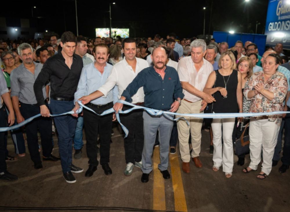 El gobernador Insfrn inaugur obra vial en El Colorado