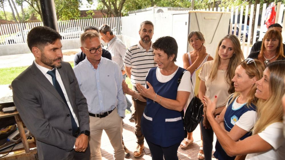 Pullaro: Nos entusiasma mejorar la infraestructura educativa en la provincia de Santa Fe