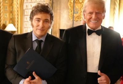 Javier Milei buscar� una foto con Donald Trump que lo ayude con el Libragate