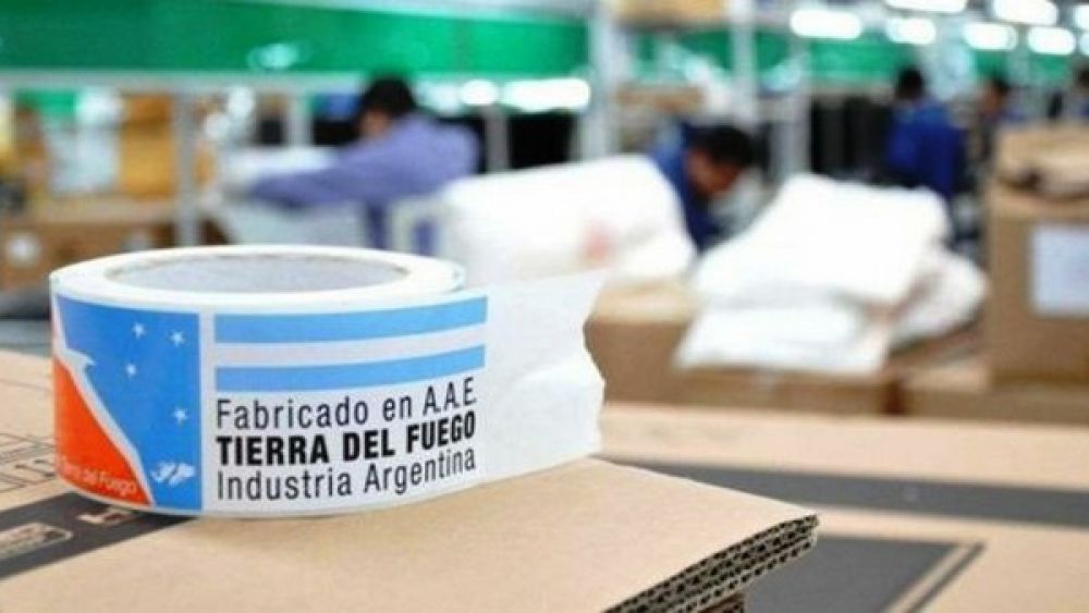 El gobierno modific� el r�gimen de promoci�n industrial de Tierra del Fuego y advierten que la medida podr�a destruir miles de empleos
