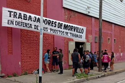 Trabajo dict conciliacin obligatoria para frenar los ms de 200 despidos en Anselmo Morvillo y la Federacin grfica ocupa la planta para defender los empleos
